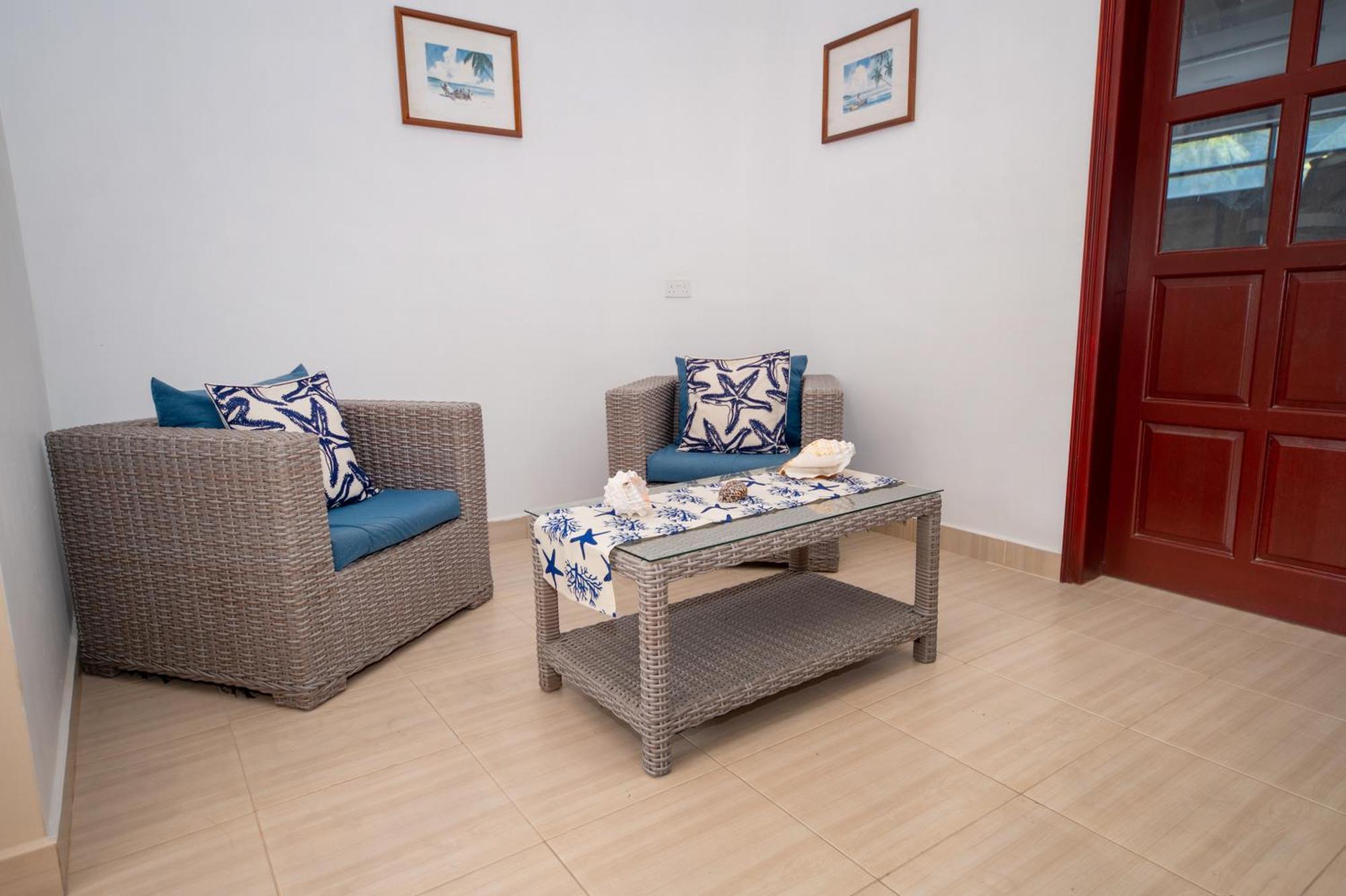 Bijoutier Apartments Grand Anse (Praslin) Exterior foto