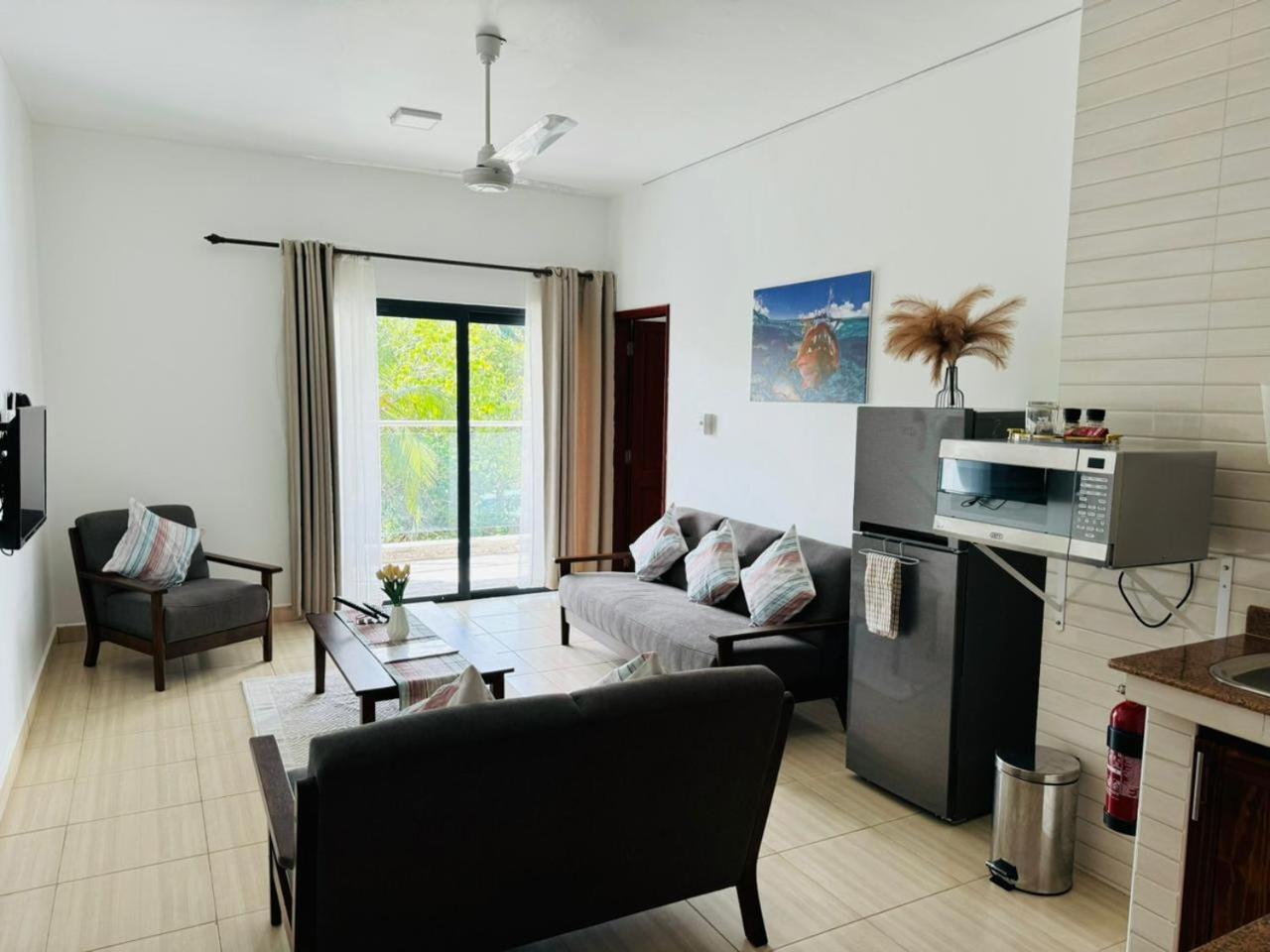 Bijoutier Apartments Grand Anse (Praslin) Exterior foto
