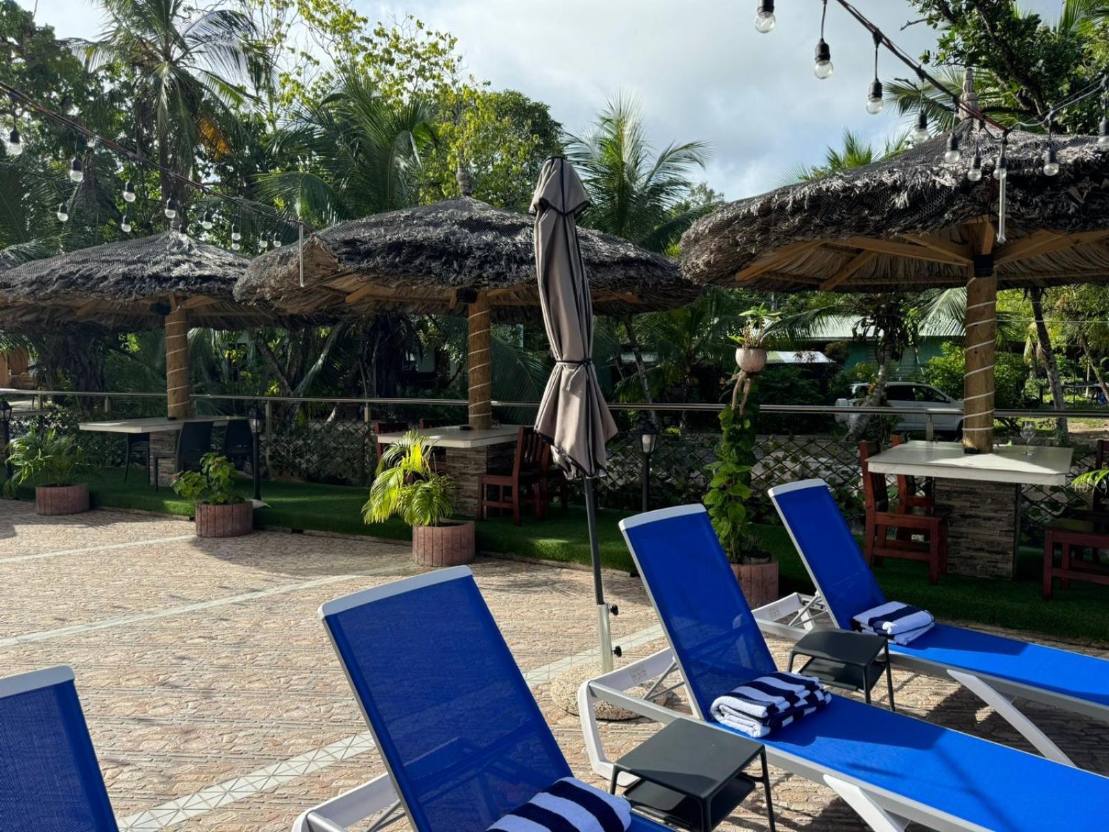 Bijoutier Apartments Grand Anse (Praslin) Exterior foto