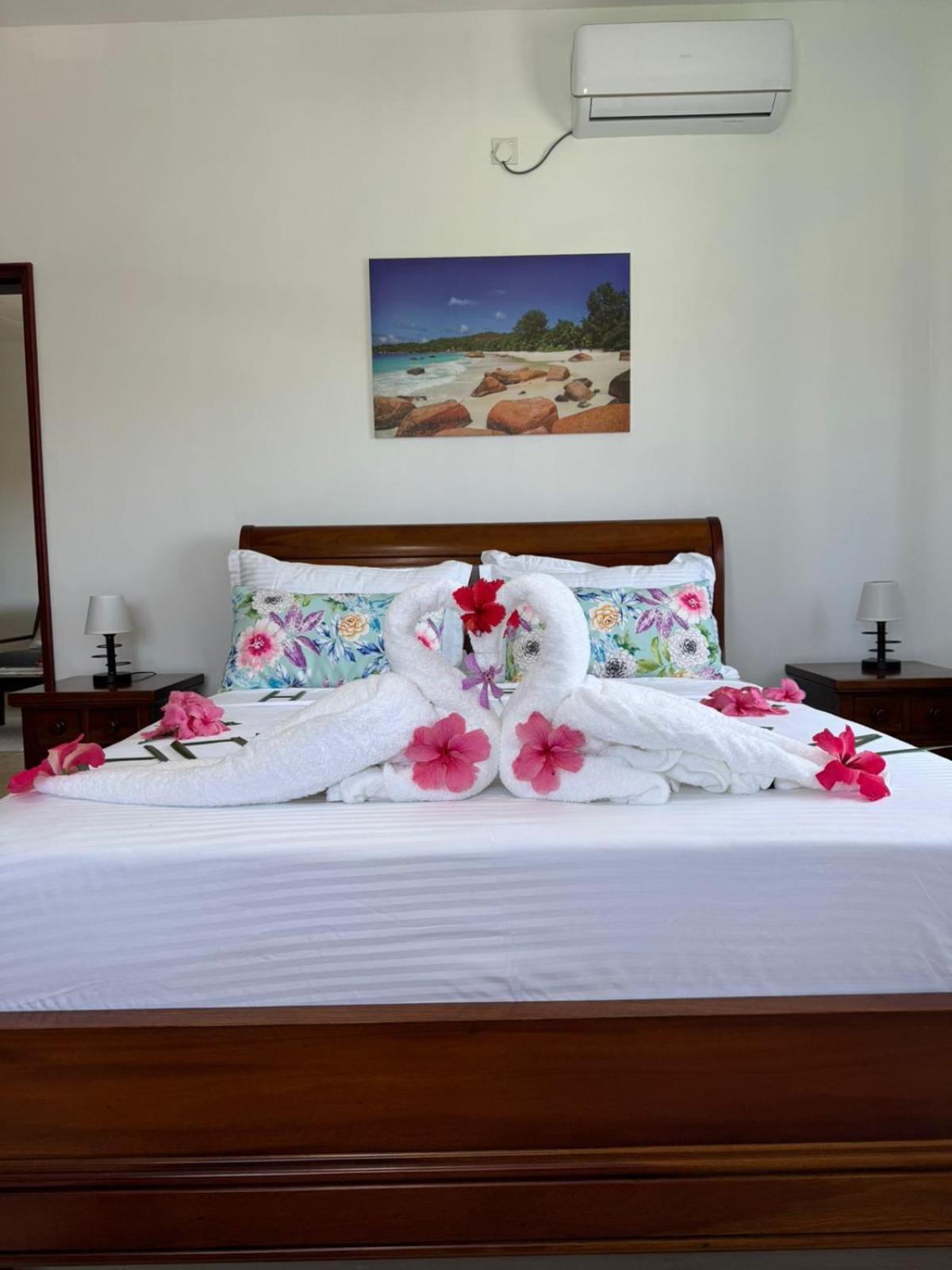 Bijoutier Apartments Grand Anse (Praslin) Exterior foto