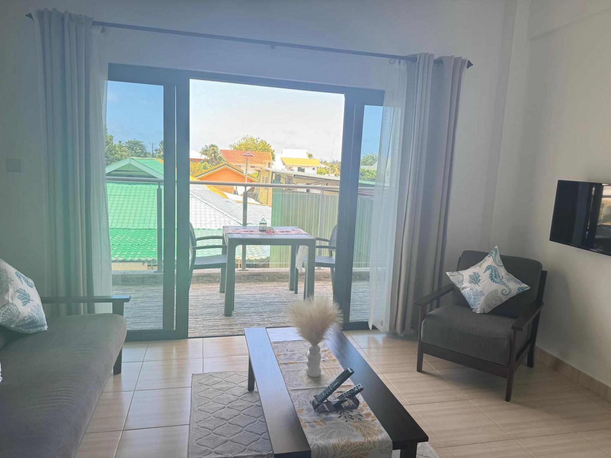 Bijoutier Apartments Grand Anse (Praslin) Exterior foto