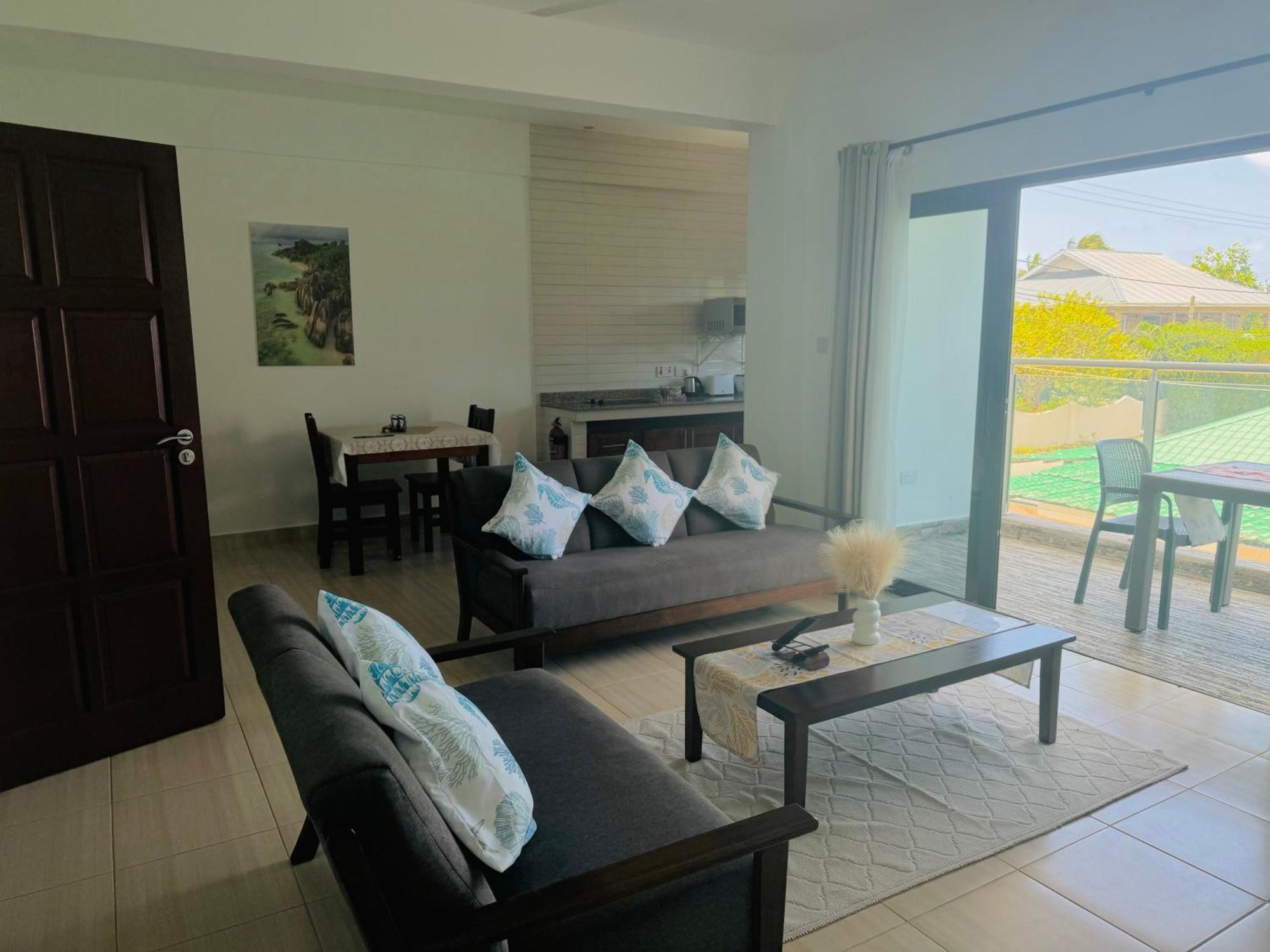 Bijoutier Apartments Grand Anse (Praslin) Exterior foto