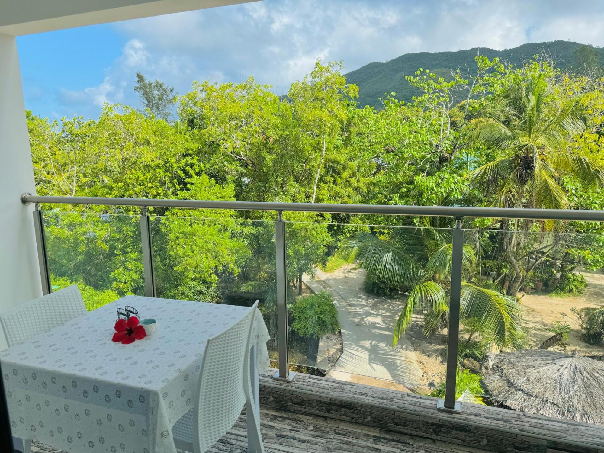 Bijoutier Apartments Grand Anse (Praslin) Exterior foto