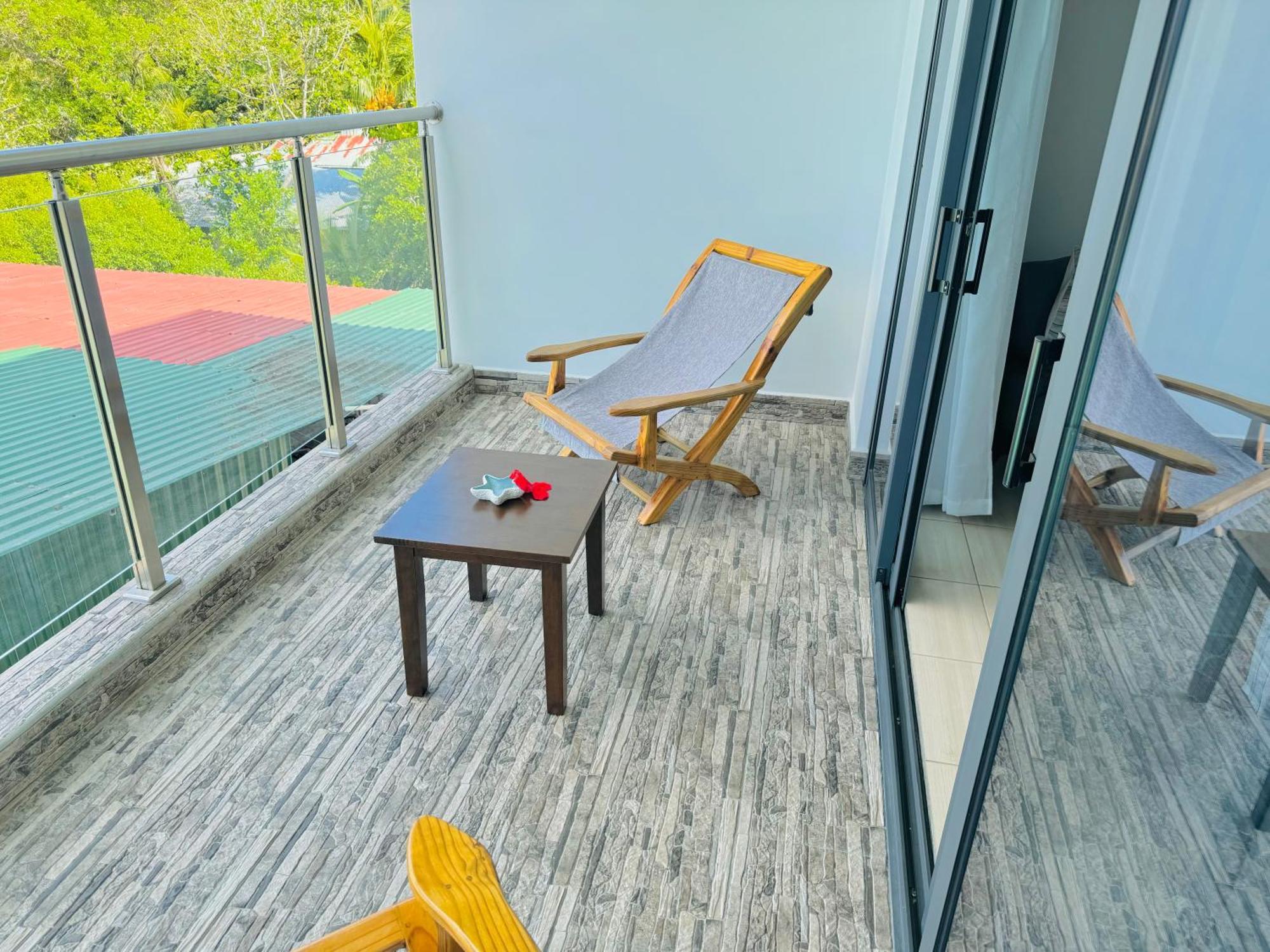 Bijoutier Apartments Grand Anse (Praslin) Exterior foto