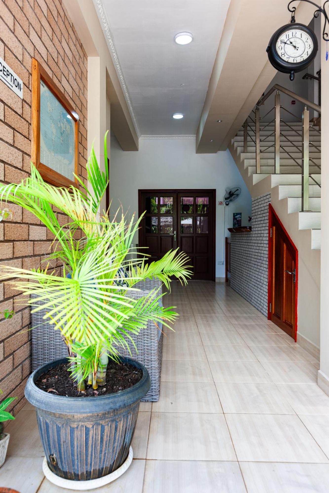 Bijoutier Apartments Grand Anse (Praslin) Exterior foto